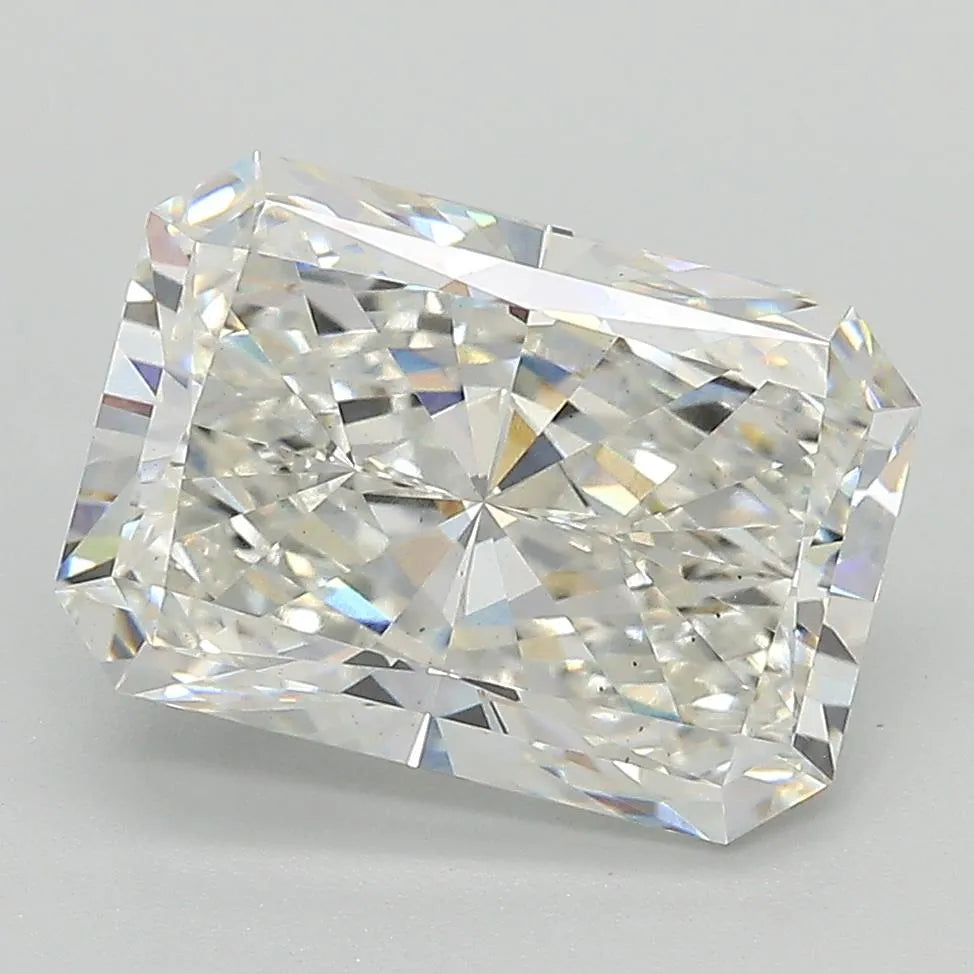 4.18ct Radiant Lab Grown Diamond (Colour F, Clarity VS1, IGI Certified)