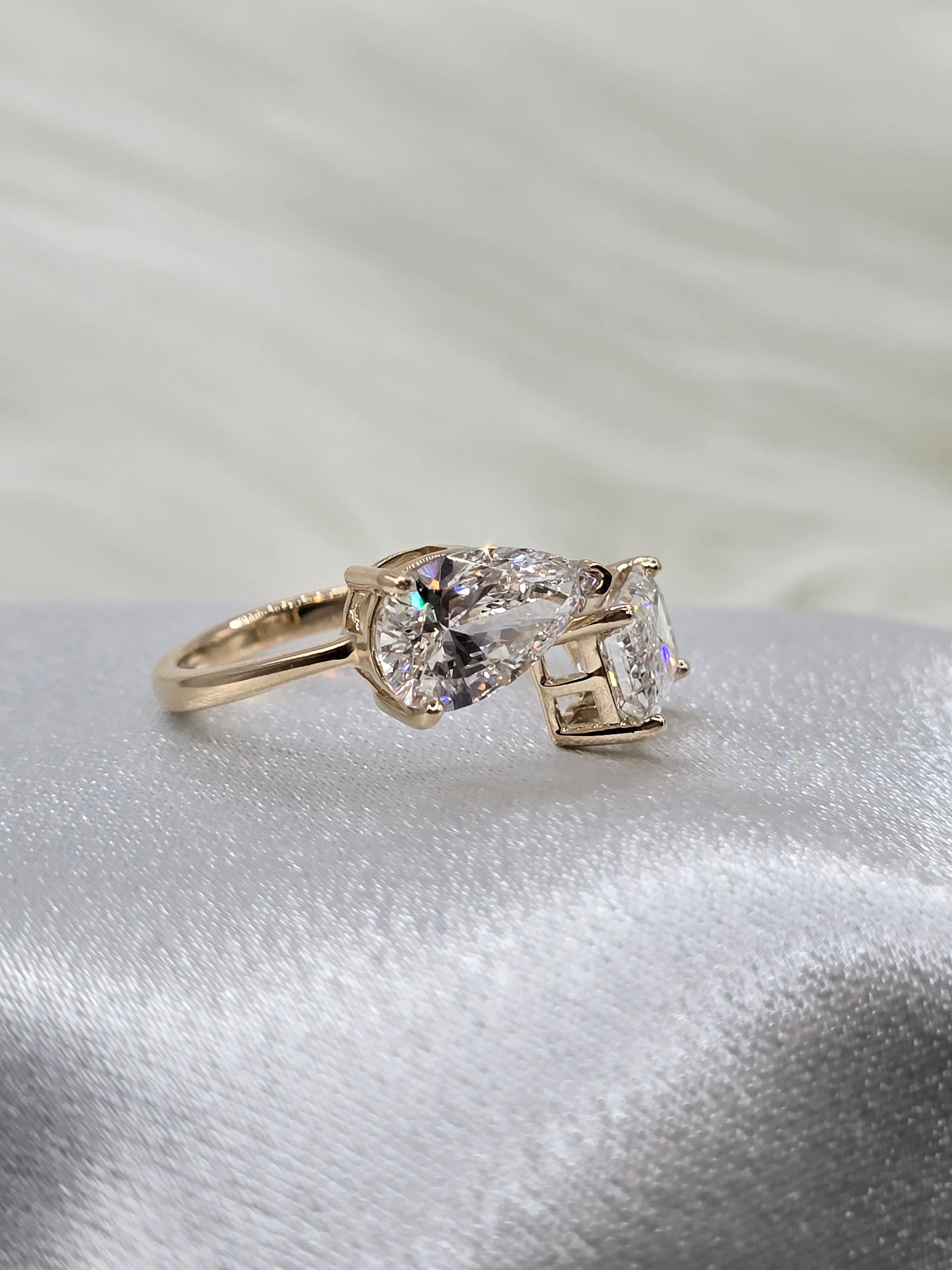 4 CTW Lab Diamond Toi Et Moi Bypass Ring in 14K Yellow Gold - IGI Certified