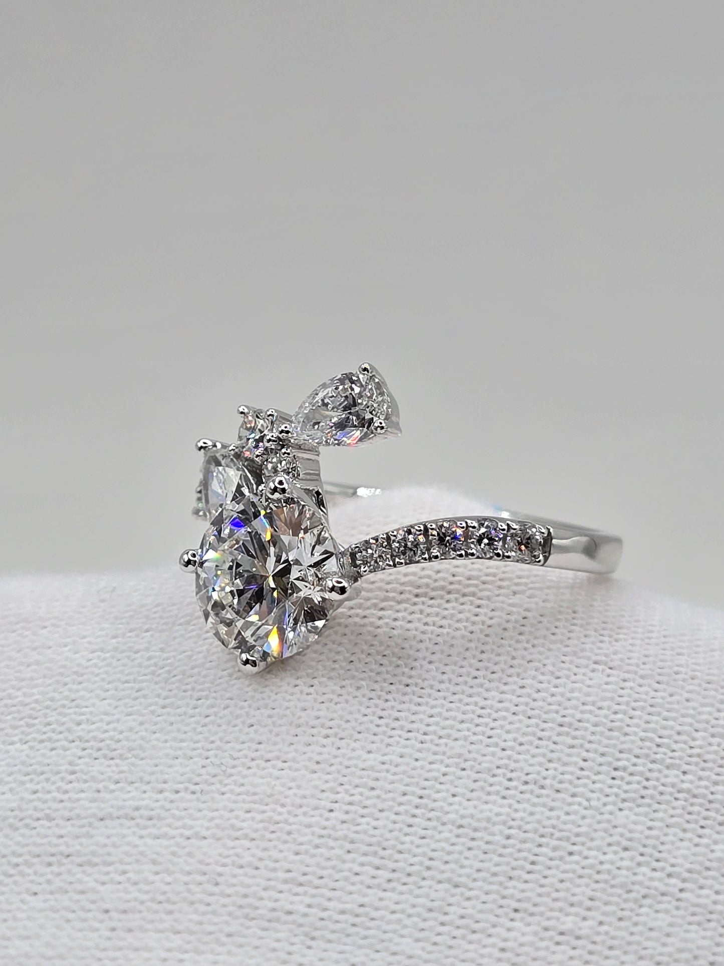 Modern 2.50 CTW Lab Diamond Ring (1.75 Ct Round Center F/VS+) - 14K White Gold - Non-Certified