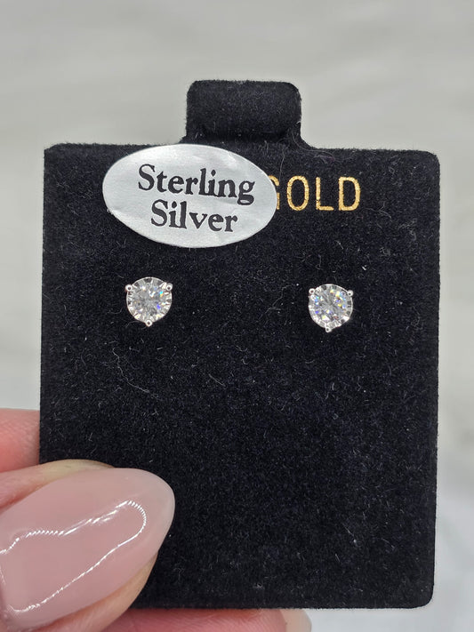 Sterling Silver 0.25 CTW Lab Grown Diamond Stud Earrings