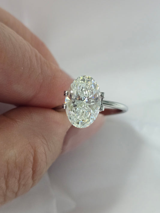 Loose 3.09 CTW F/VVS2 Oval Lab Diamond - IGI Certified