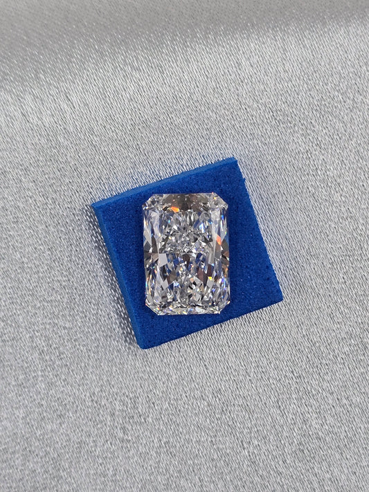 Loose 5.05 Ct E/VVS2 Radiant Cut Lab Grown Diamond - IGI Certified