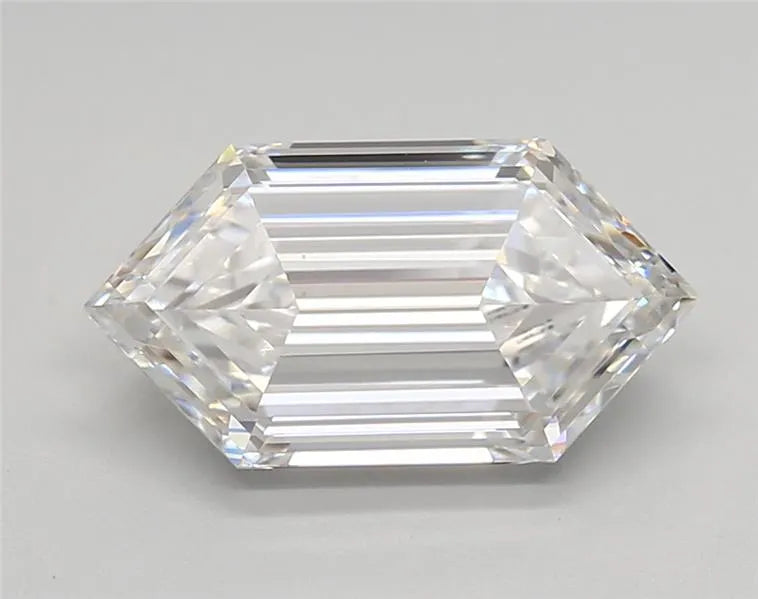 2.68ct Hexagonal Lab Grown Diamond (Colour E, Clarity VVS2, IGI Certified)