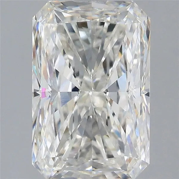 3.03ct Radiant Lab Grown Diamond (Colour F, Clarity VVS2, IGI Certified)