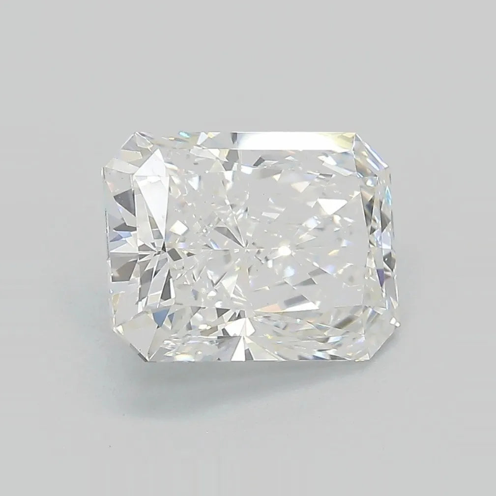 3.50ct Radiant Lab Grown Diamond (Colour F, Clarity VS1, IGI Certified)