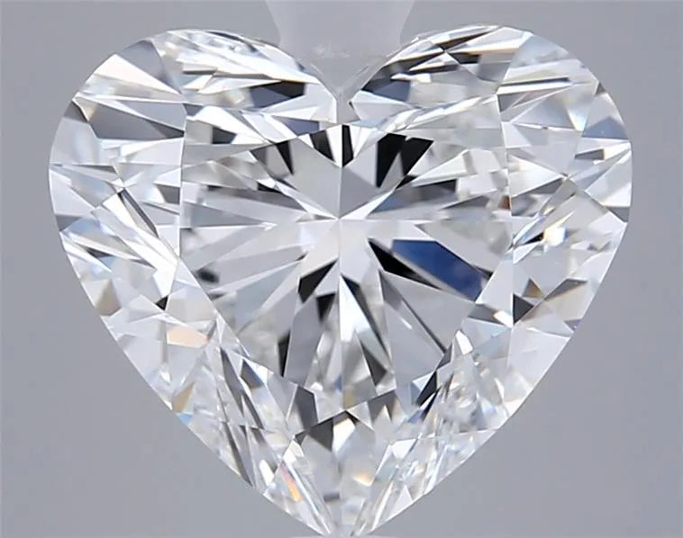 3.54ct Heart Lab Grown Diamond (Colour E, Clarity VVS2, IGI Certified)