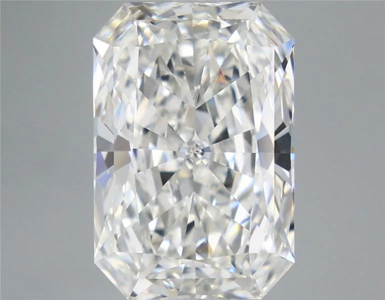7.01ct Radiant Lab Grown Diamond (Colour F, Clarity VVS1, IGI Certified)