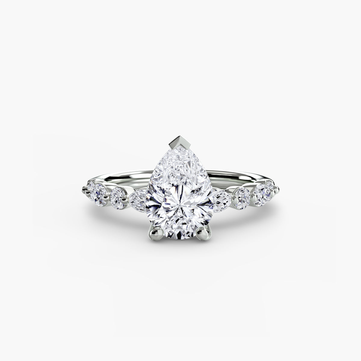 The "Taylor" Solitaire with Floating Diamonds