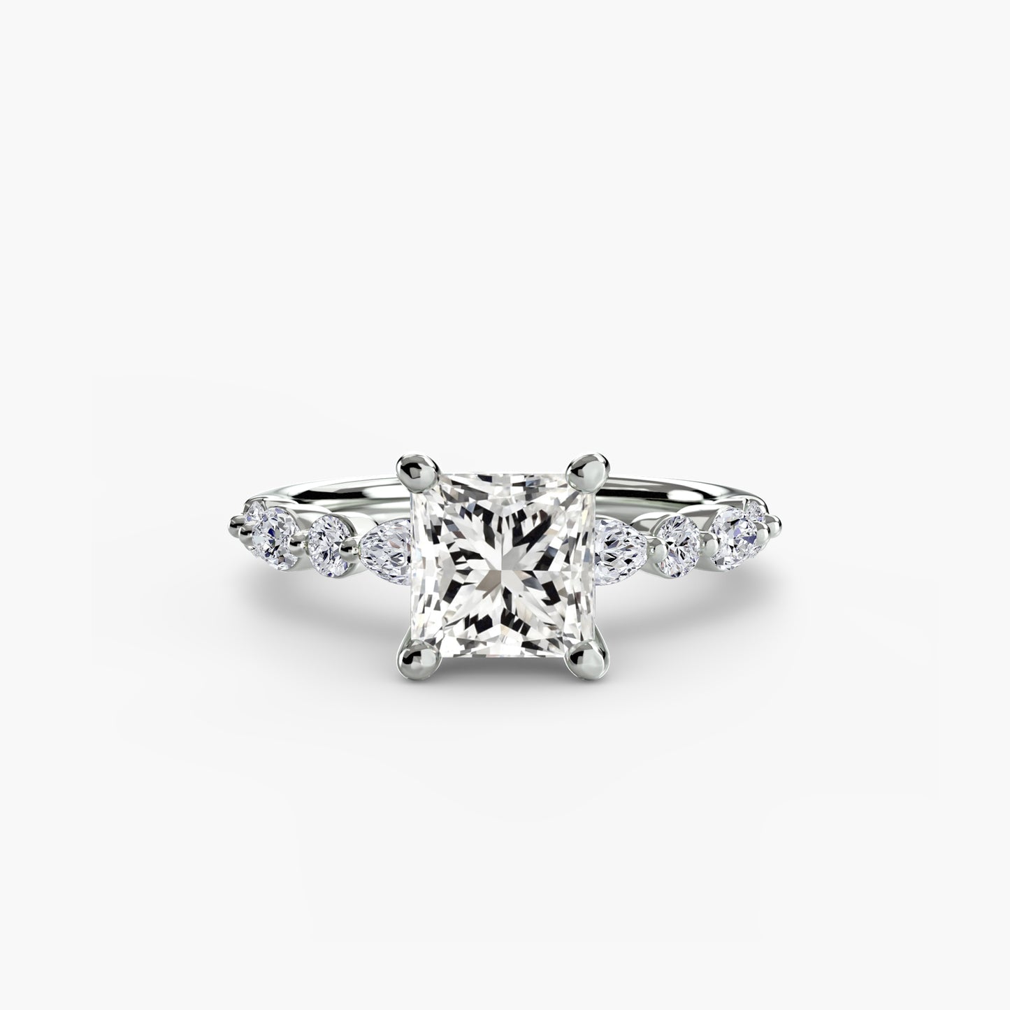 The "Taylor" Solitaire with Floating Diamonds
