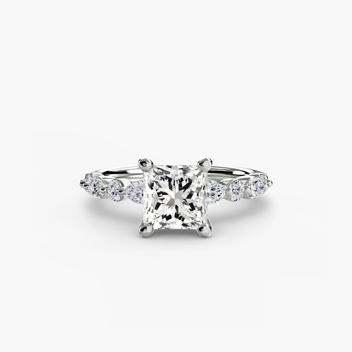 The "Taylor" Solitaire with Floating Diamonds