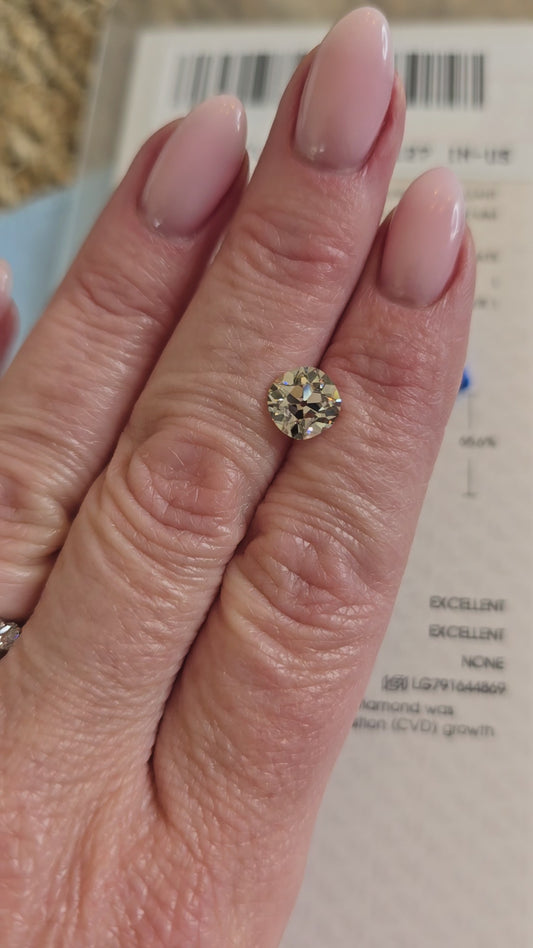 Loose 2.02 ct L/VS1 (Champagne color) Square Antique Cushion Lab Diamond - IGI Certified