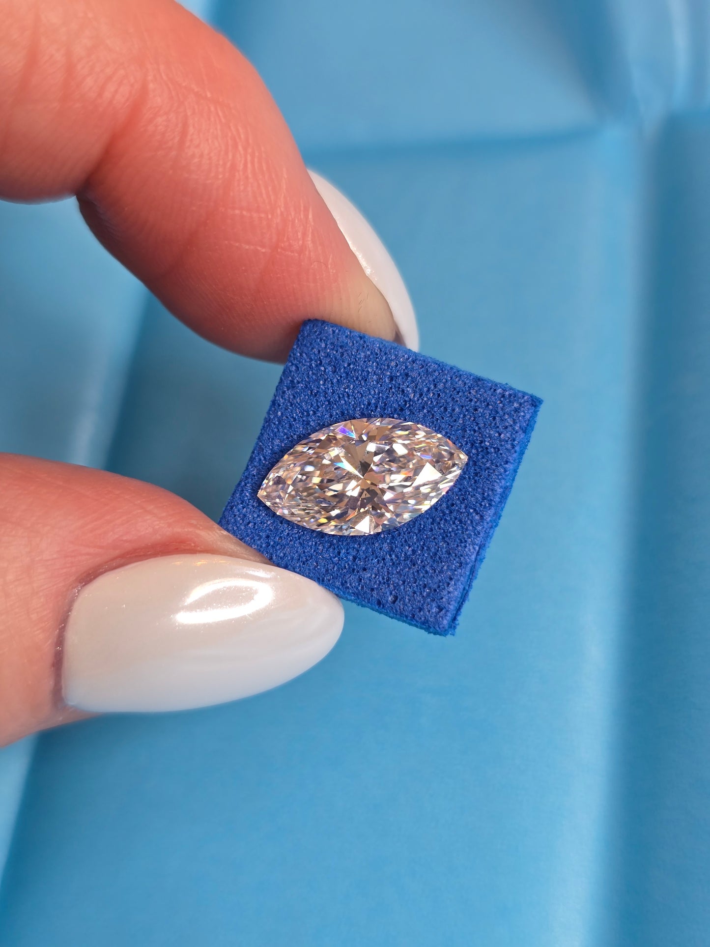 Loose 2.51 ct F/VVS2 Marquise Lab Diamond - IGI Certified