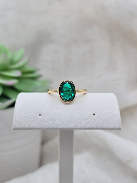 14K and 2.04 ct Oval Lab Emerald Ring Size 7